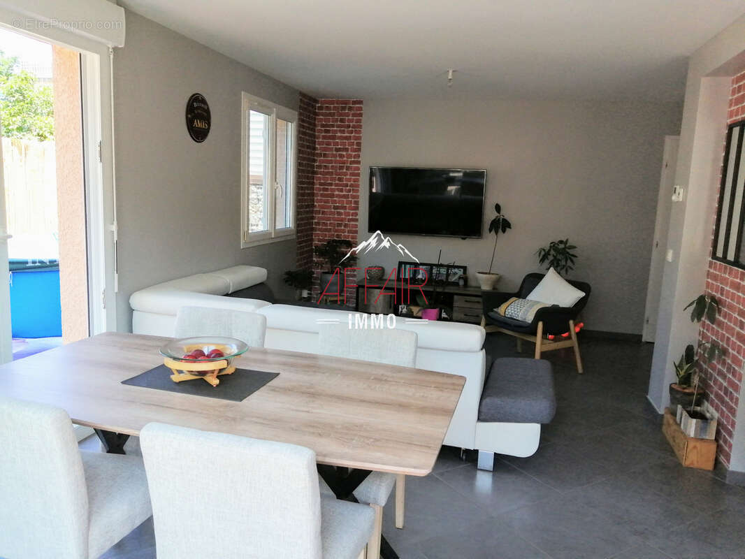 Maison mitoyenne avec garage (74580) viry - photo 8