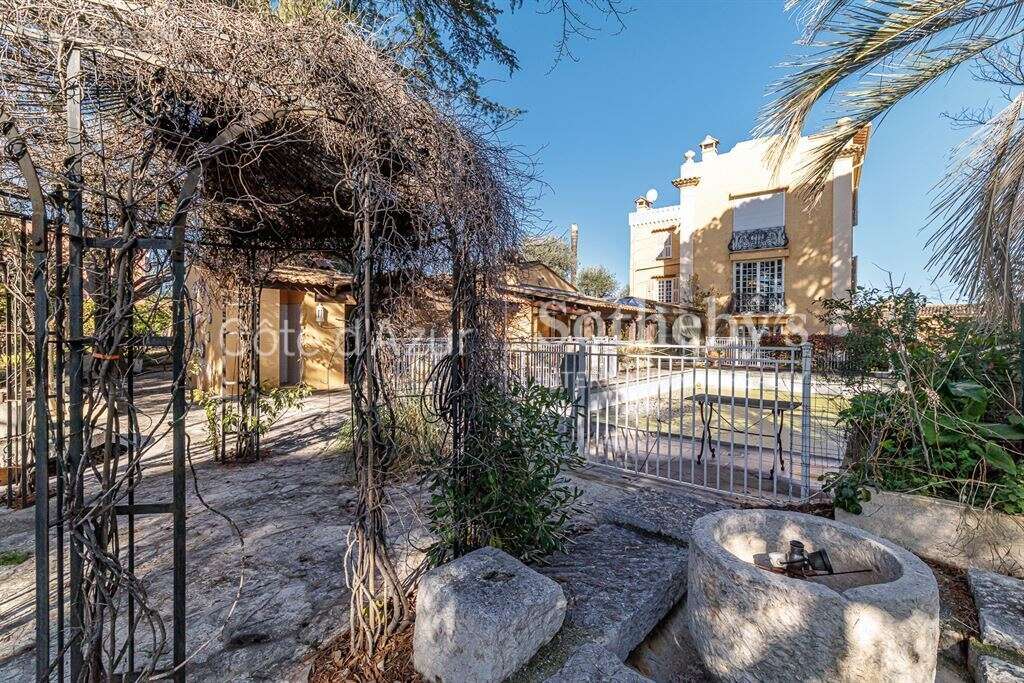 Domaine historique avec vue mer panoramique à Nice Fabron - photo 10