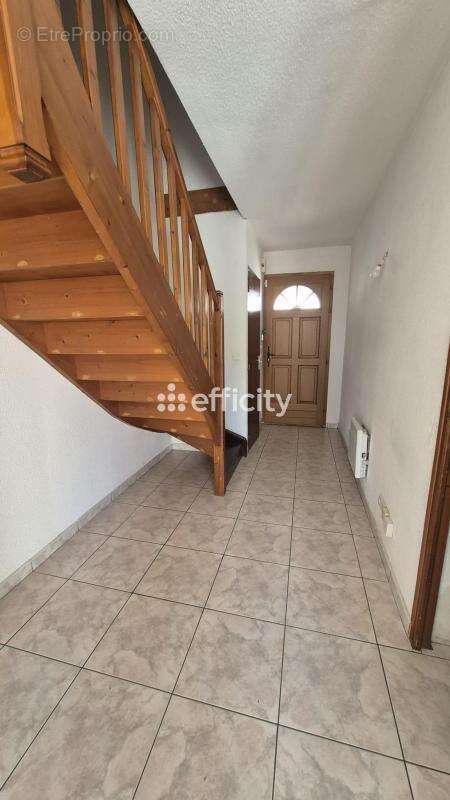 Maison 74 m² à Agde  - photo 2