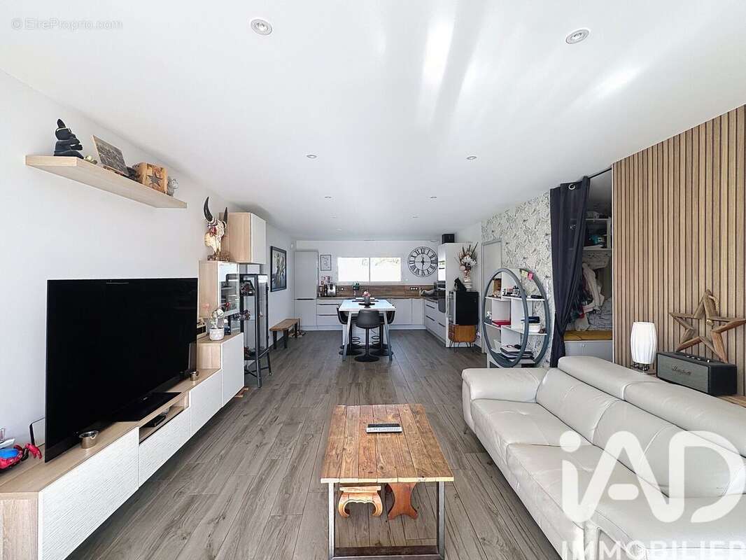 Photo 8 - Maison à POMAREZ