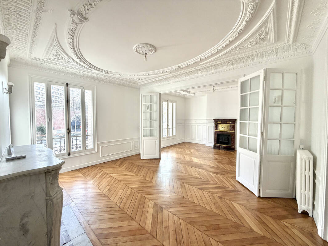 Appartement à PARIS-12E