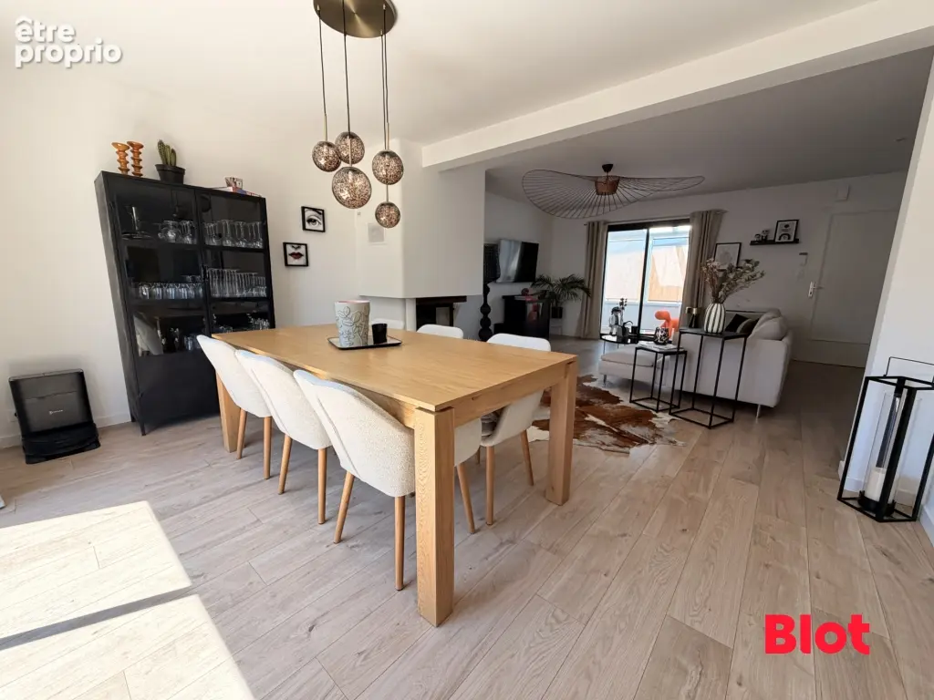 Maison 159 m² à Breal-Sous-Montfort  - photo 4
