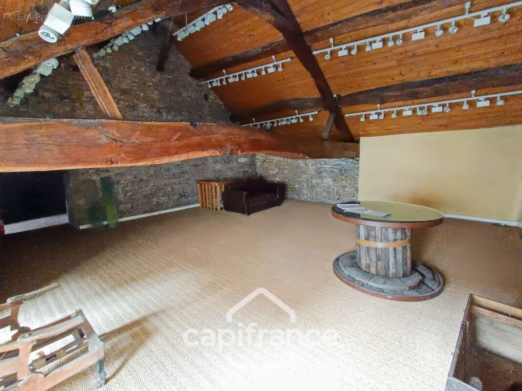A vendre sennecey le grand maison de 136 m² - dependance et atelier de 262 m² - photo 16