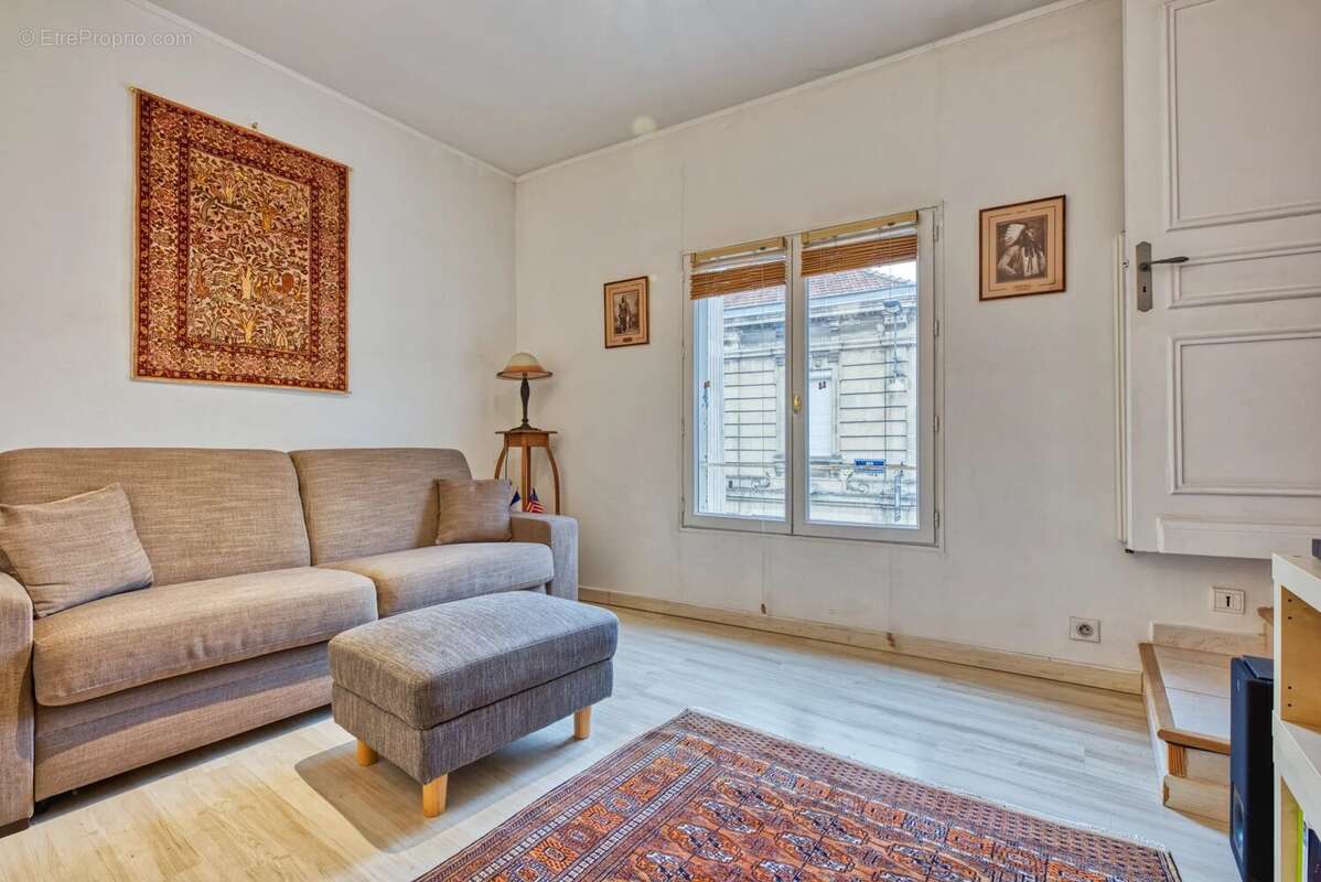 Appartement à BORDEAUX