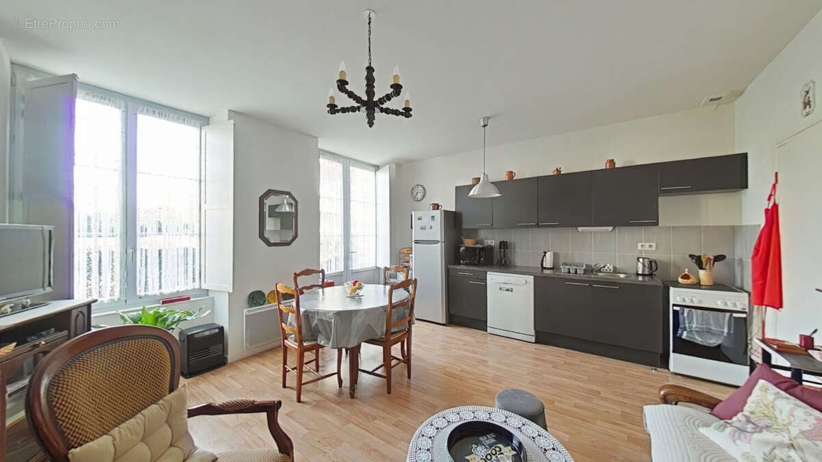 Appartement à JOUE-LES-TOURS