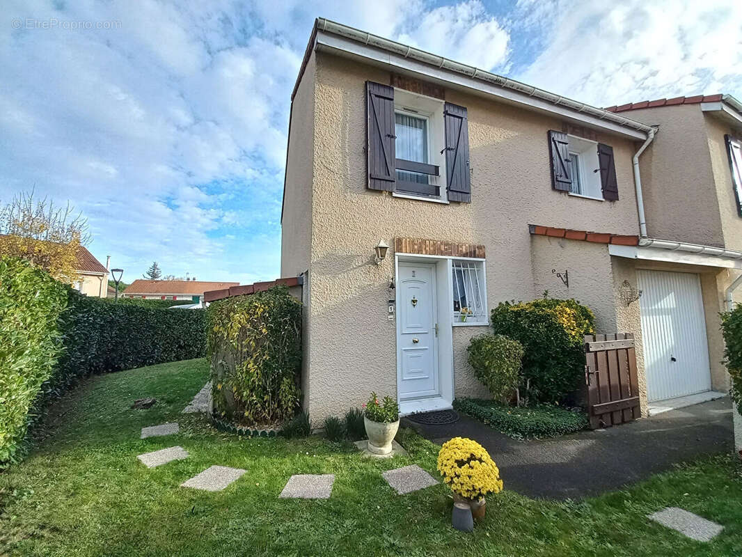 Maison à SAINT-LEU-LA-FORET