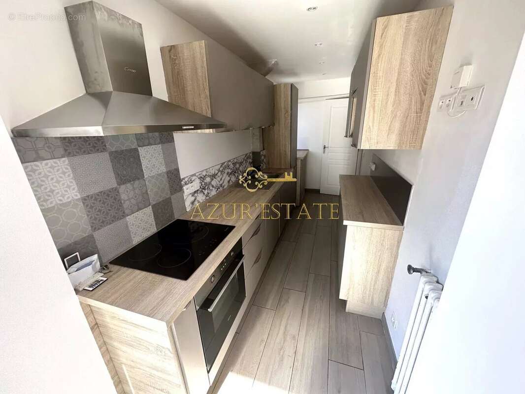 Appartement à ROQUEBRUNE-CAP-MARTIN