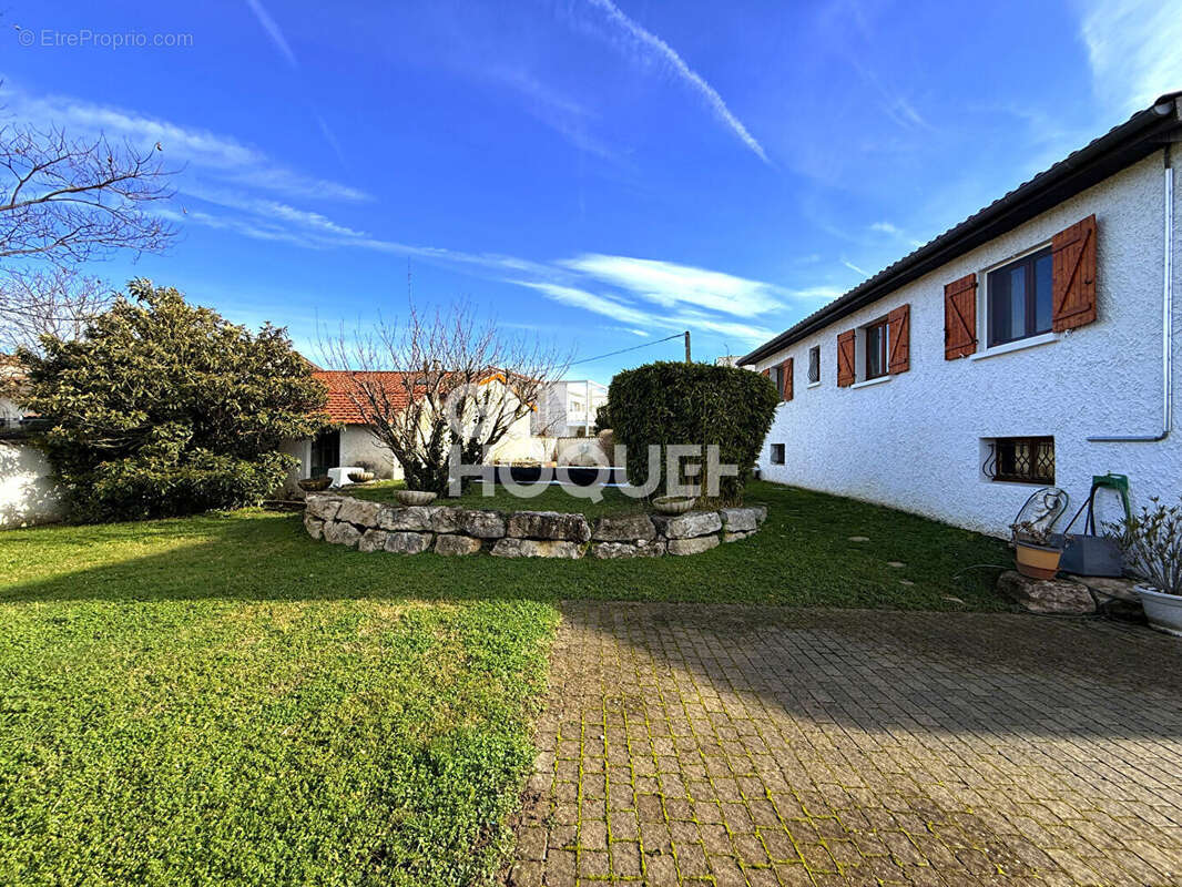 Maison à TALUYERS