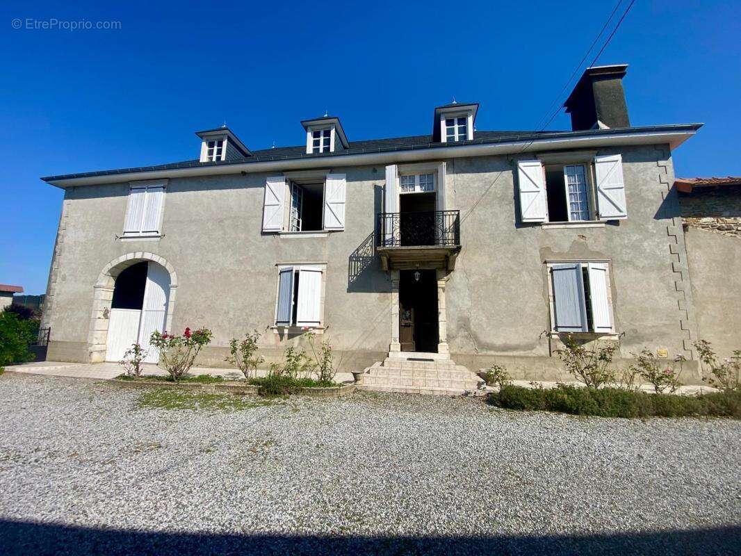 Maison 280 m² à Narp  - photo 5