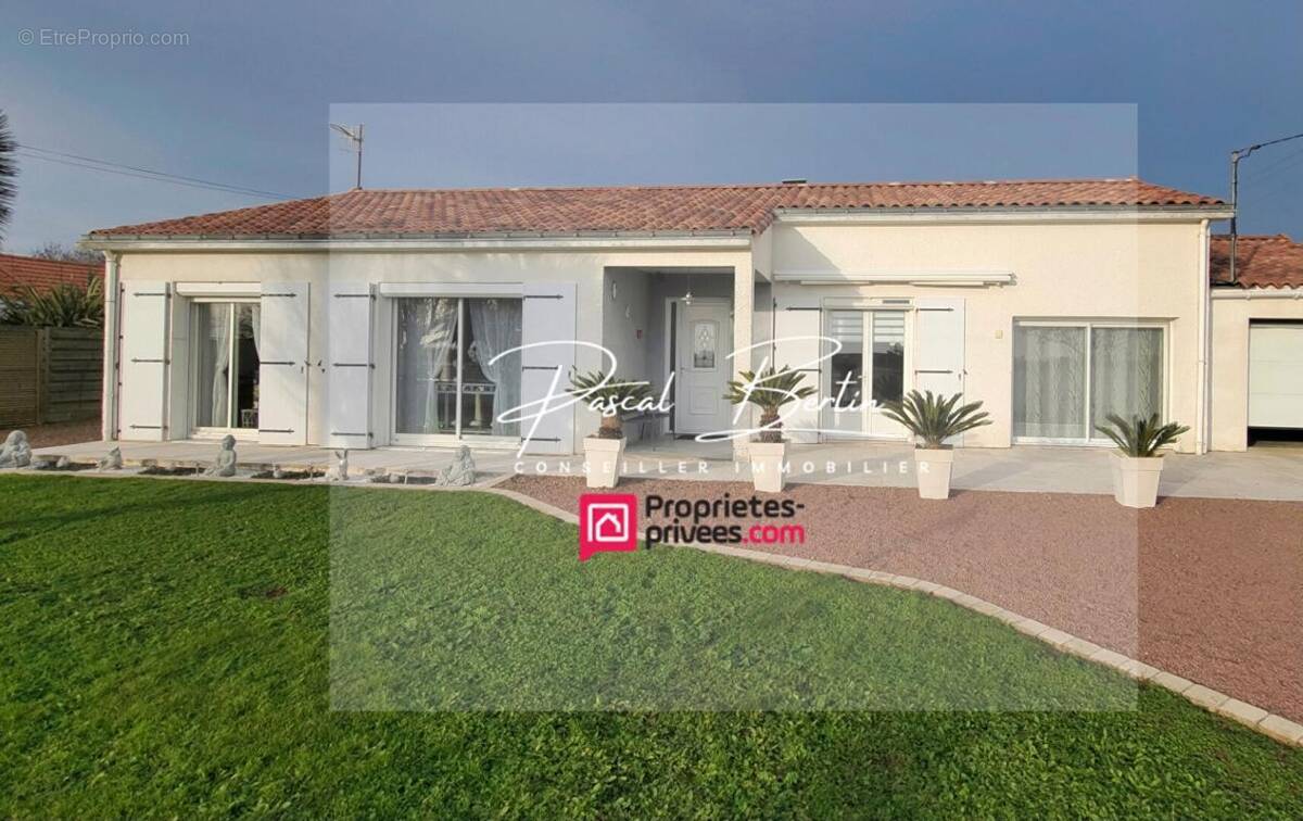 Maison à LONGEVILLE-SUR-MER