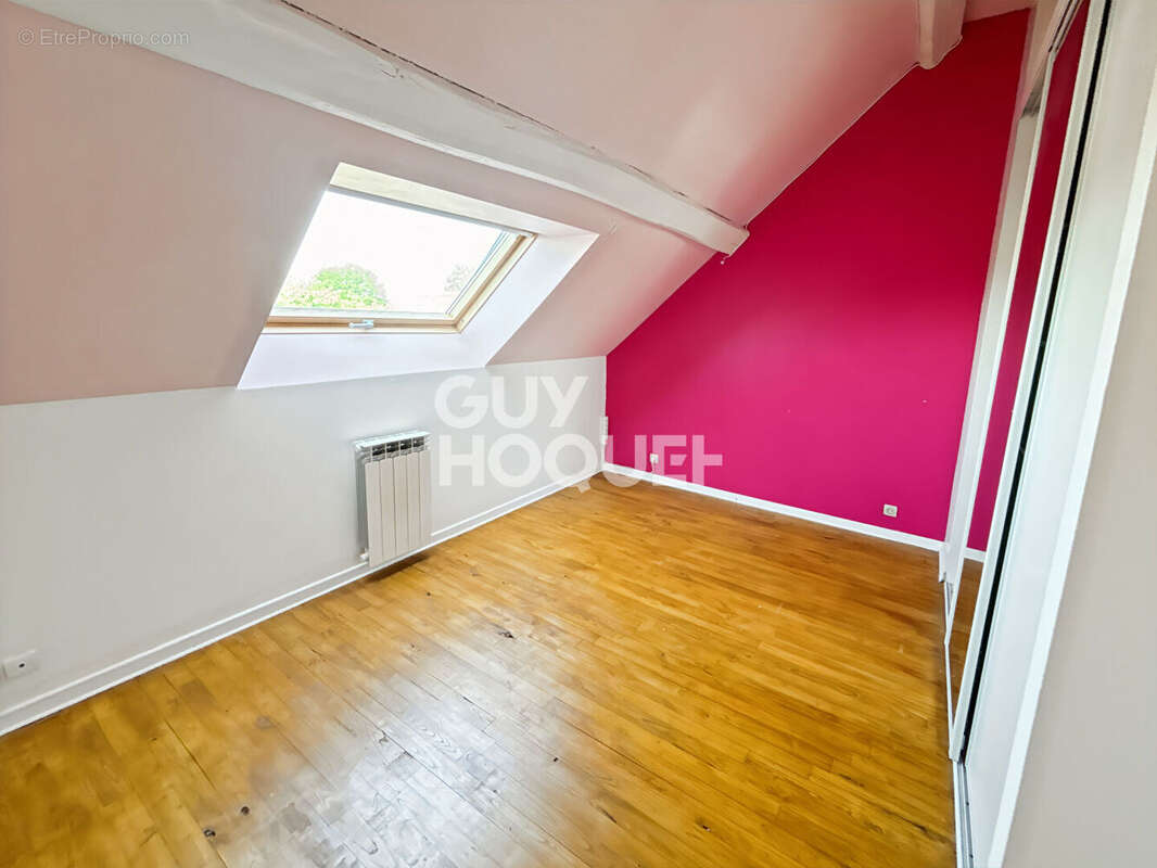 Maison à FONTENAY-TRESIGNY