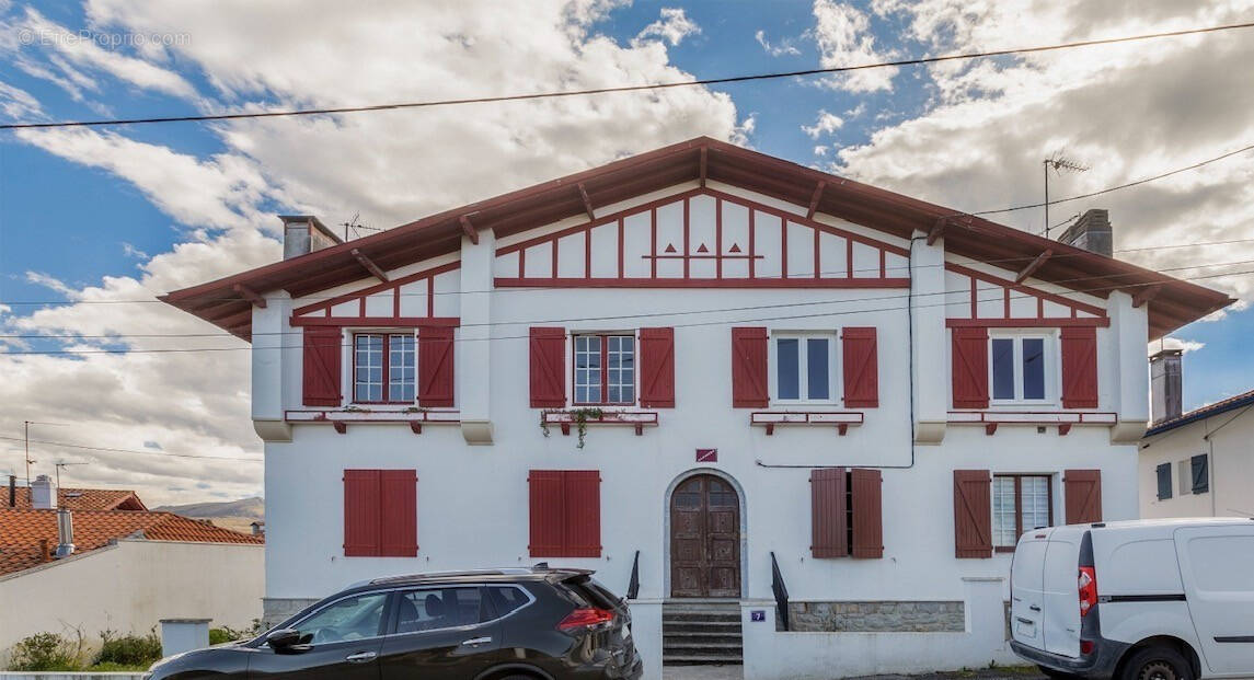 Appartement à CIBOURE