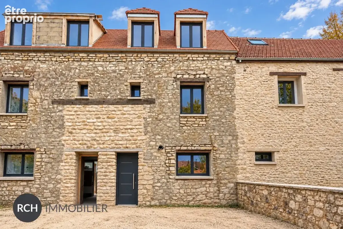 Maison à NEAUPHLE-LE-CHATEAU