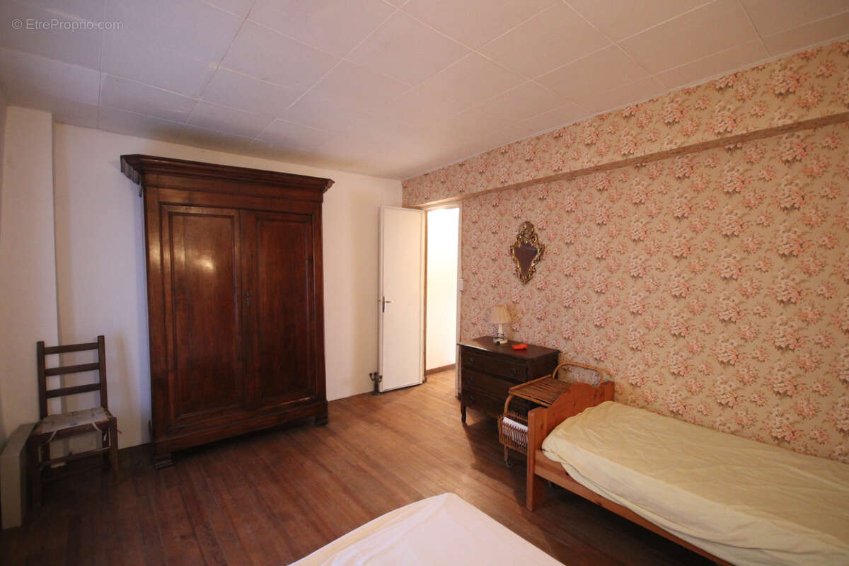 Maison à L'AIGUILLON