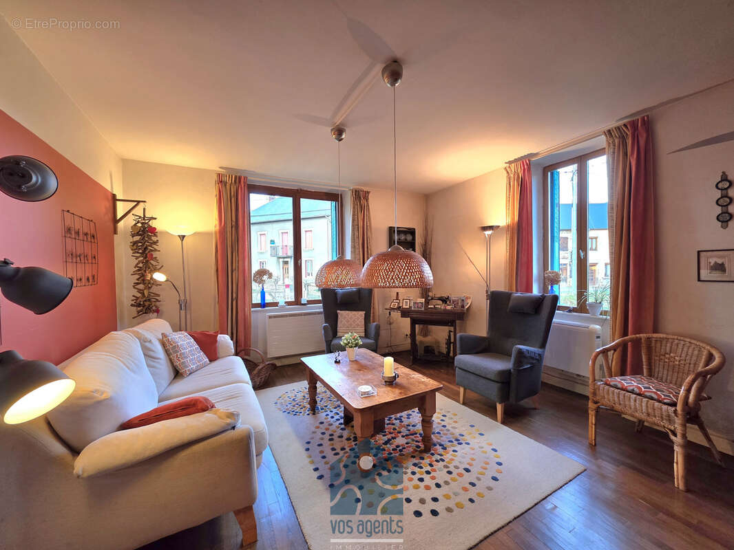 Maison à SAINT-GERVAIS-D'AUVERGNE