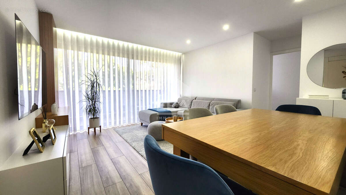 Appartement 70m² à Rocheville - photo 3