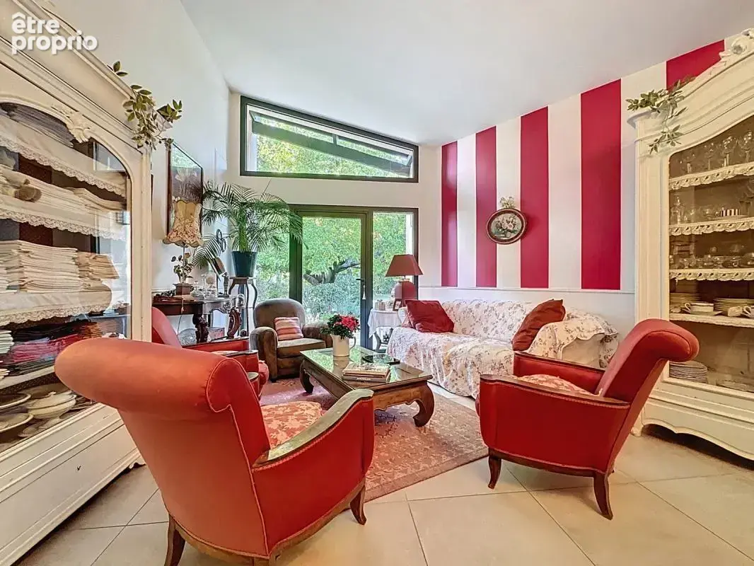 Montfavet - maison d'architecte 256 m² sur 4000 m² de terrain au calme - photo 9