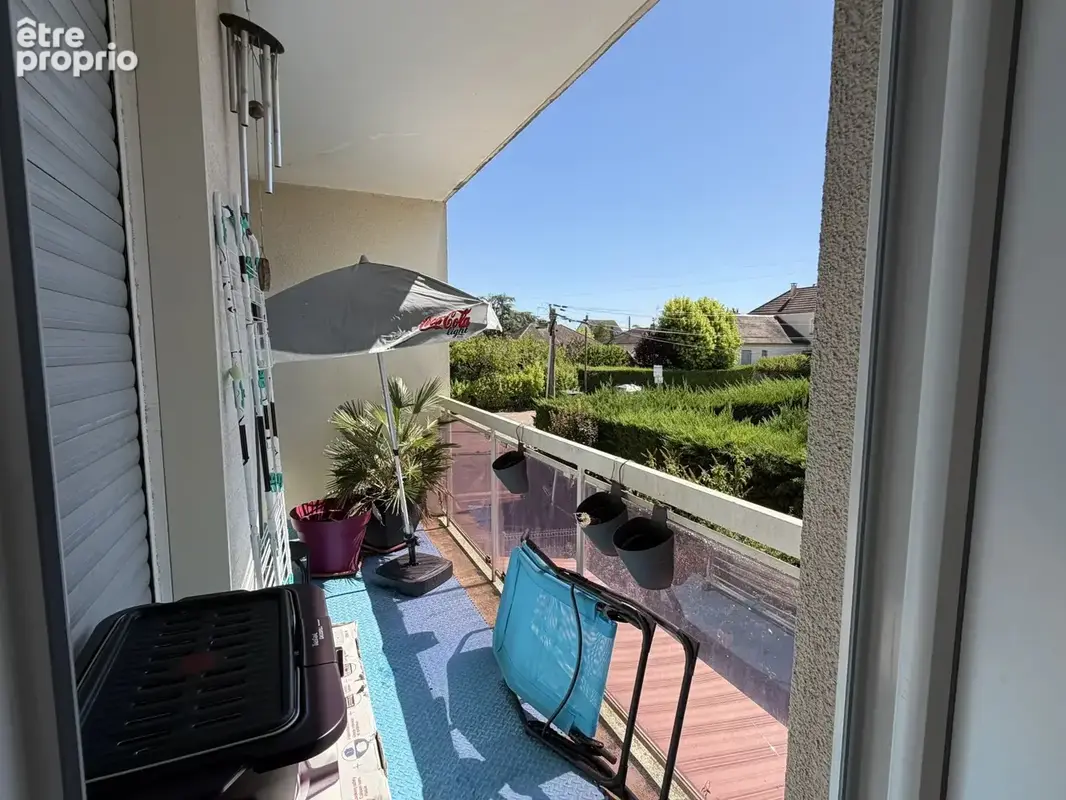 Auxerre - F3 vendu loué avec balcon, cave et garage - photo 7