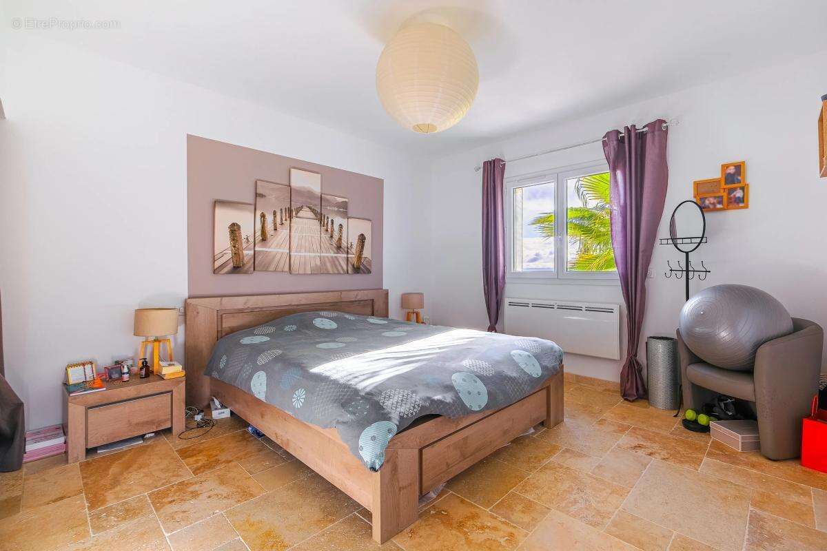 Maison à DRAGUIGNAN