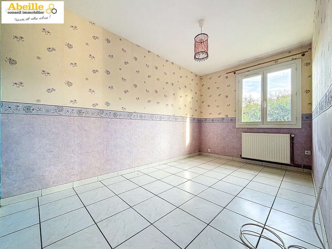 Maison à SAINT-CHERON