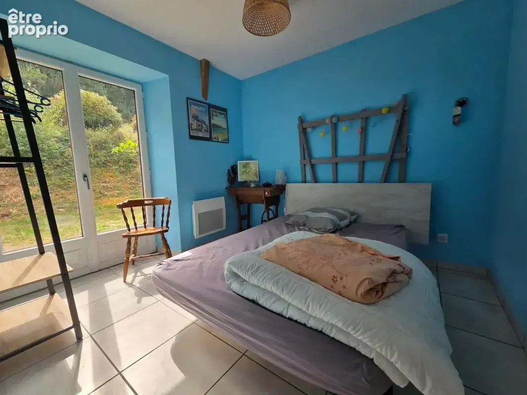 Maison 6 pces, 80 m² avec dépendances, source, terrain de 59 635 m² - photo 10