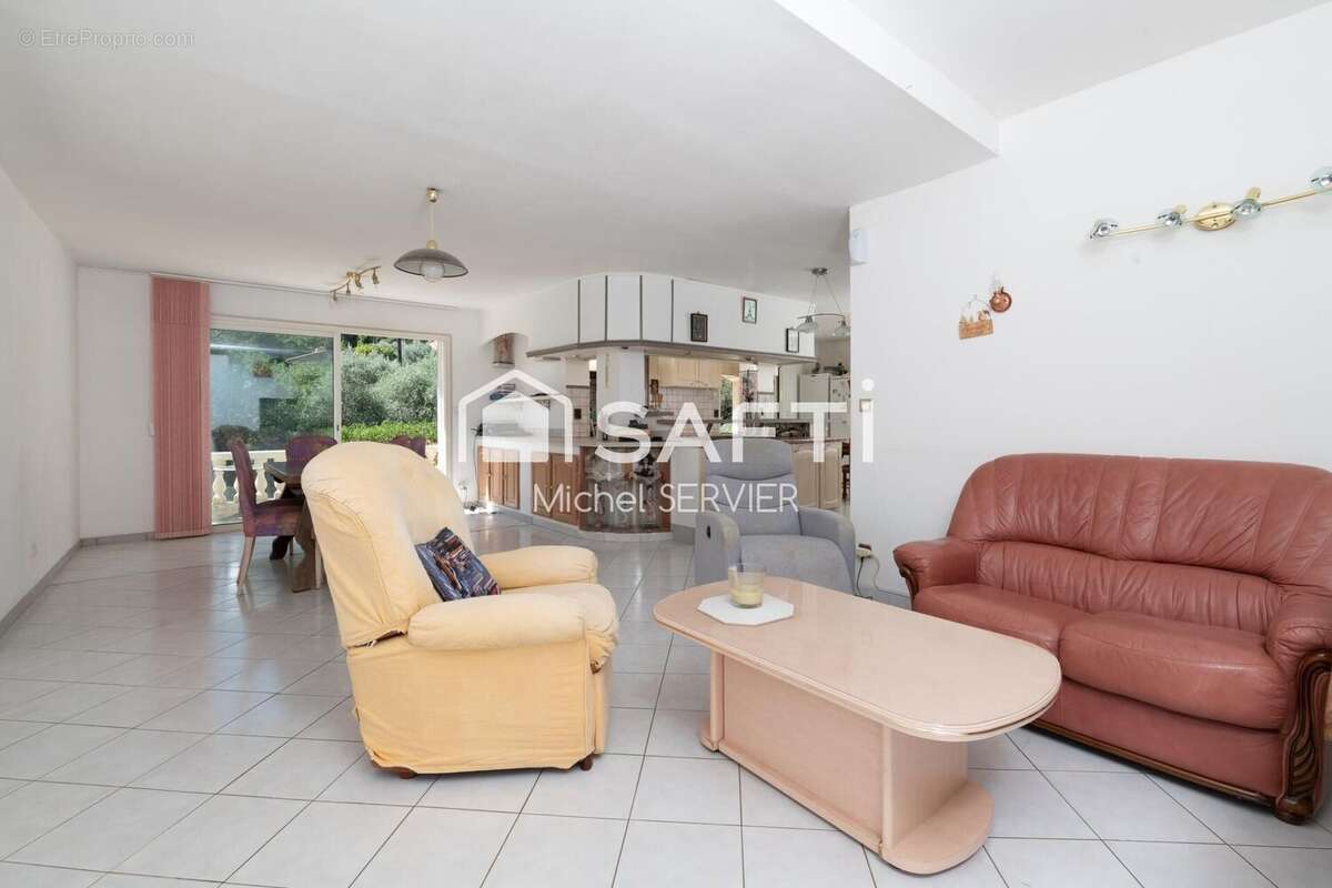 Photo 6 - Maison à LA VALETTE-DU-VAR