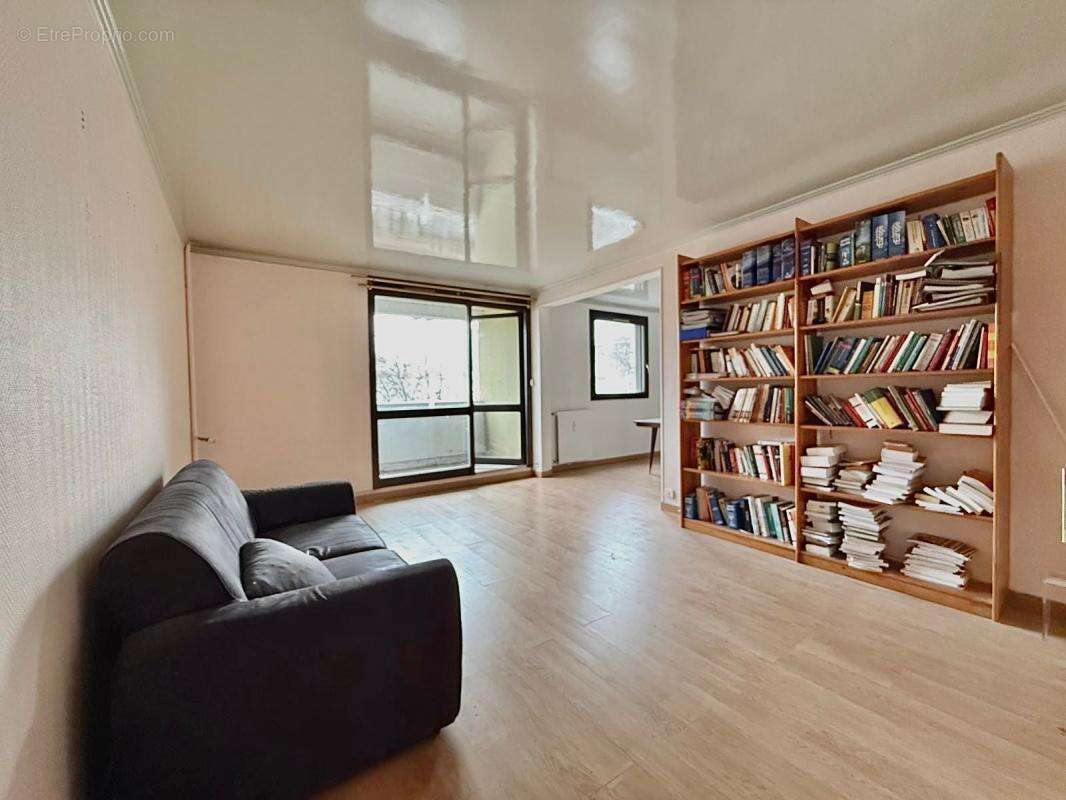Appartement à BOISSY-SAINT-LEGER
