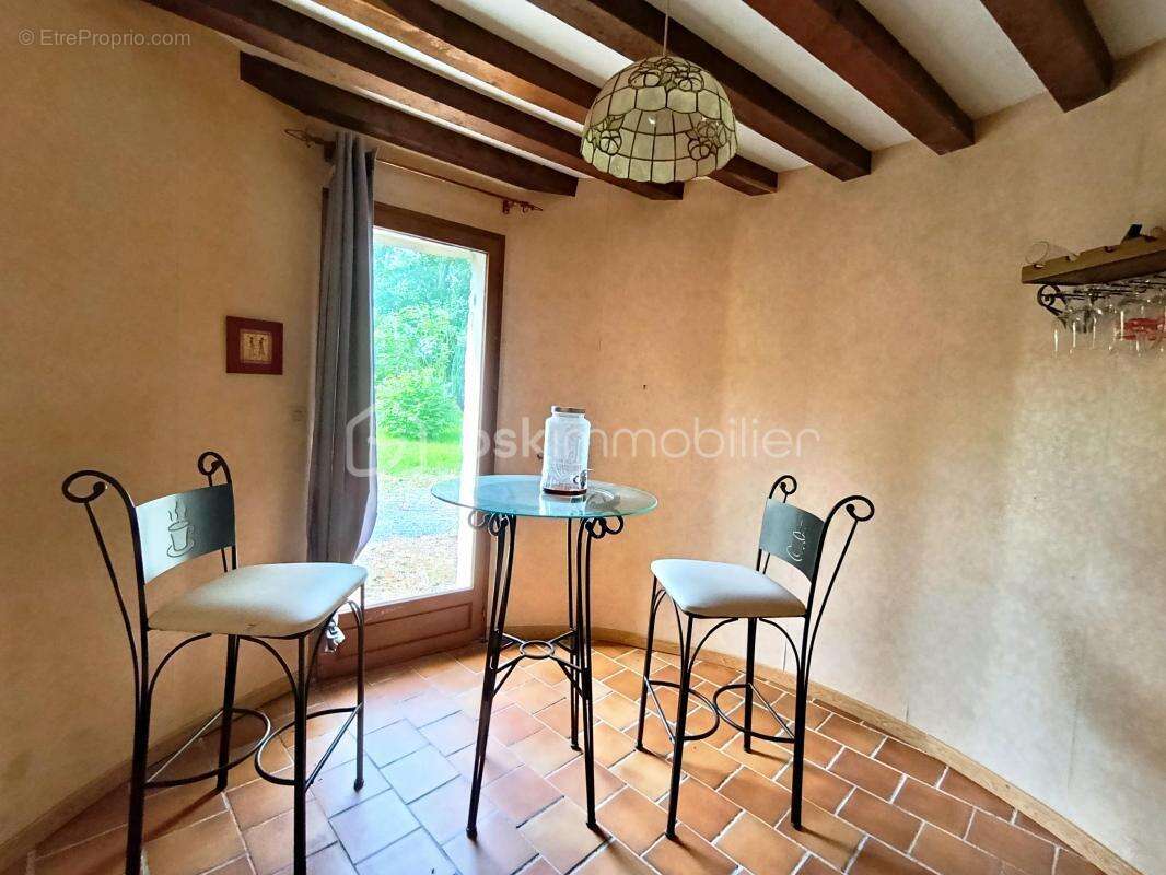 Maison familiale de 207 m² sur 7 120 m² de terrain – Calme absolu à Mandeville En Bessin - photo 5