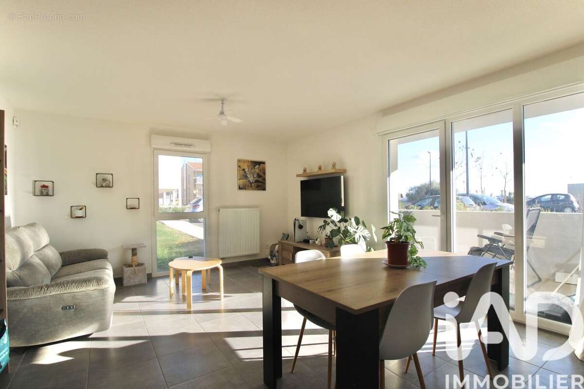 Photo 2 - Appartement à PORT-DE-BOUC