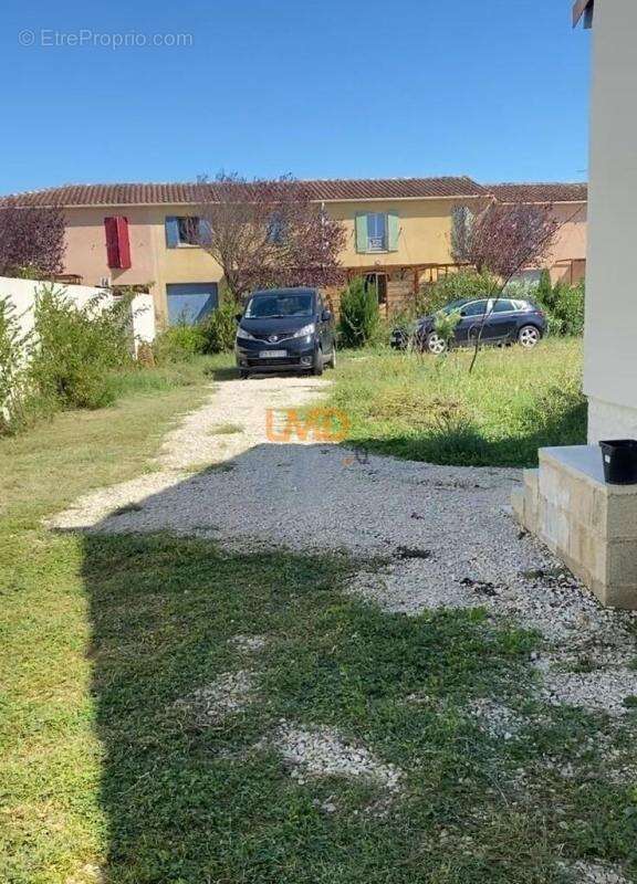 Maison à VEDENE