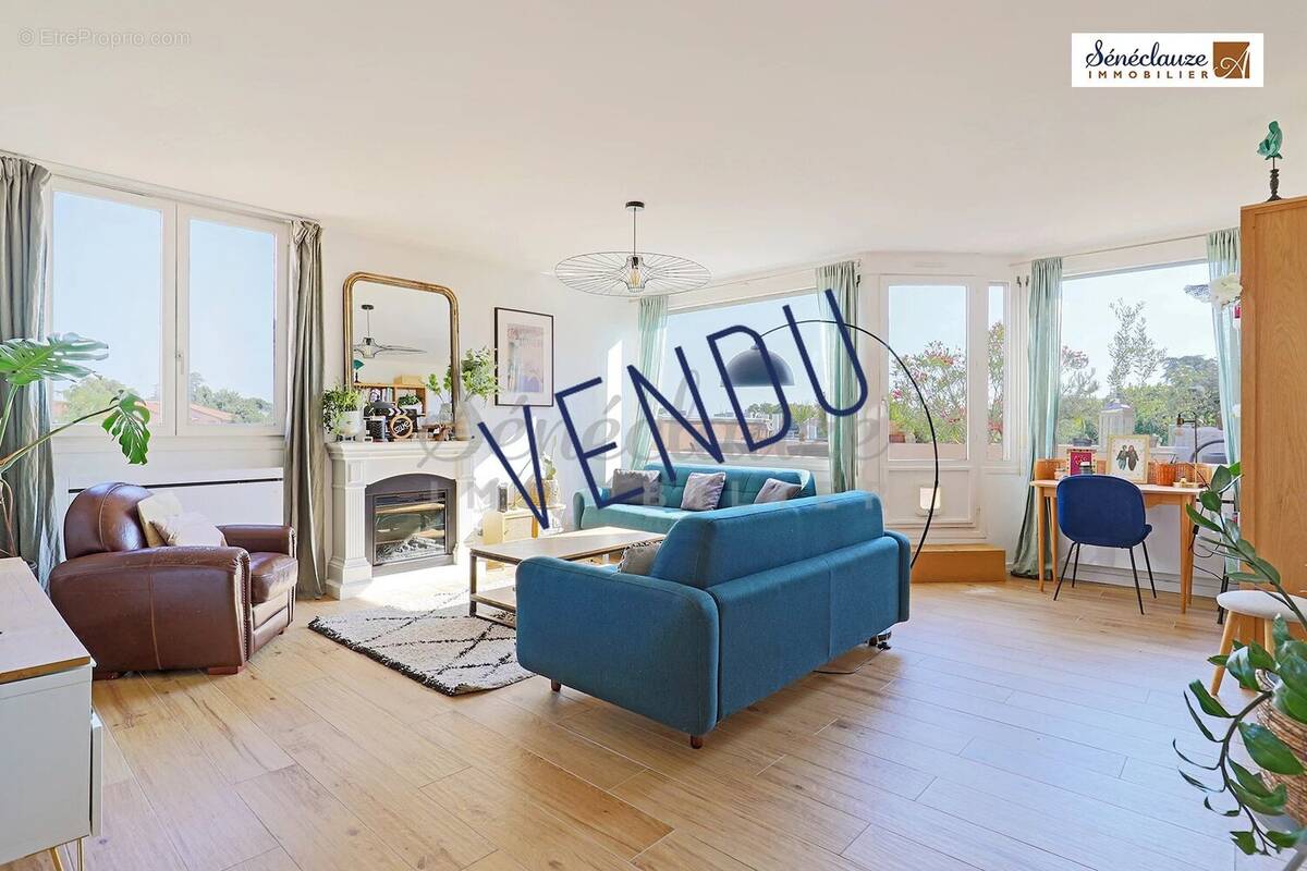 Appartement à SAINT-GENIS-LAVAL