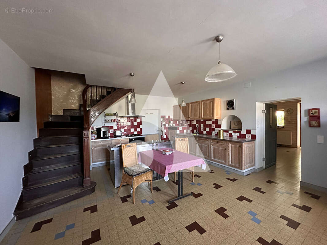 Maison à FRANCOULES