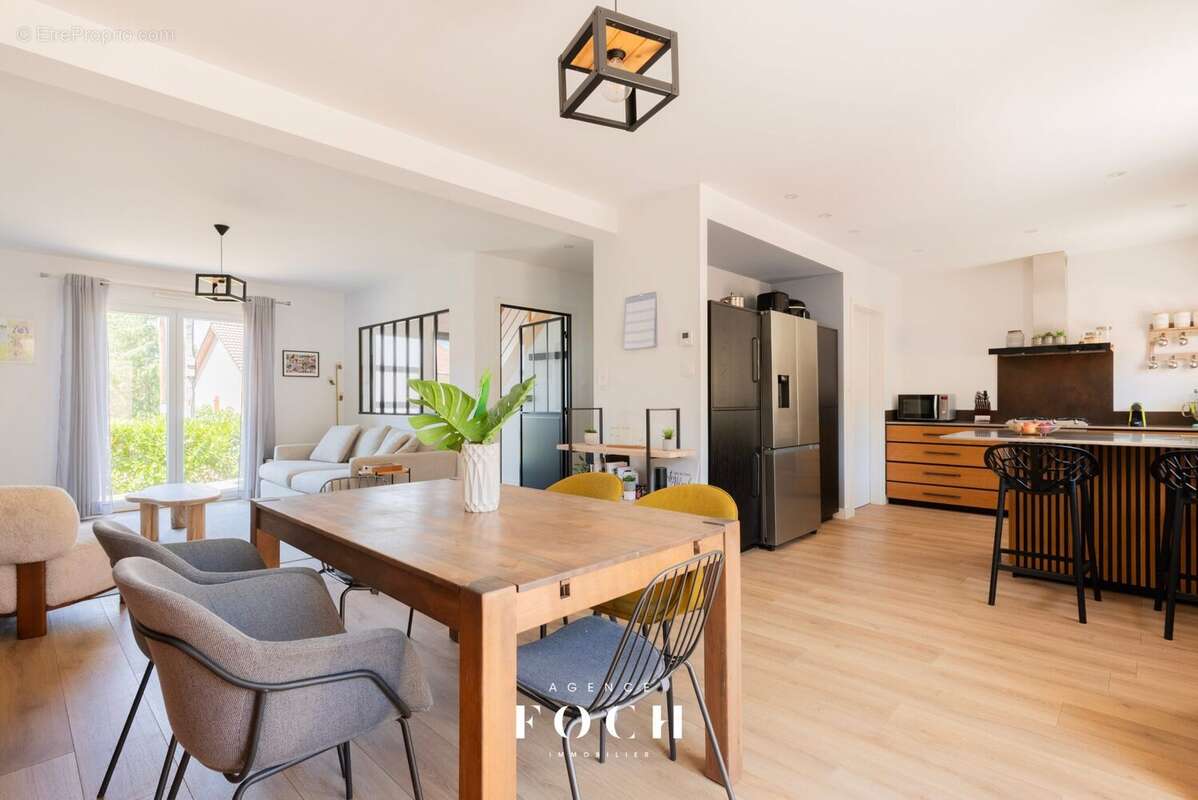 Maison 130 m² à Bouxieres-Aux-Dames  - photo 7