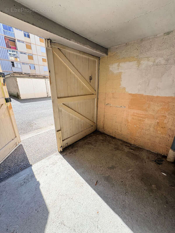 Parking à ALBERTVILLE