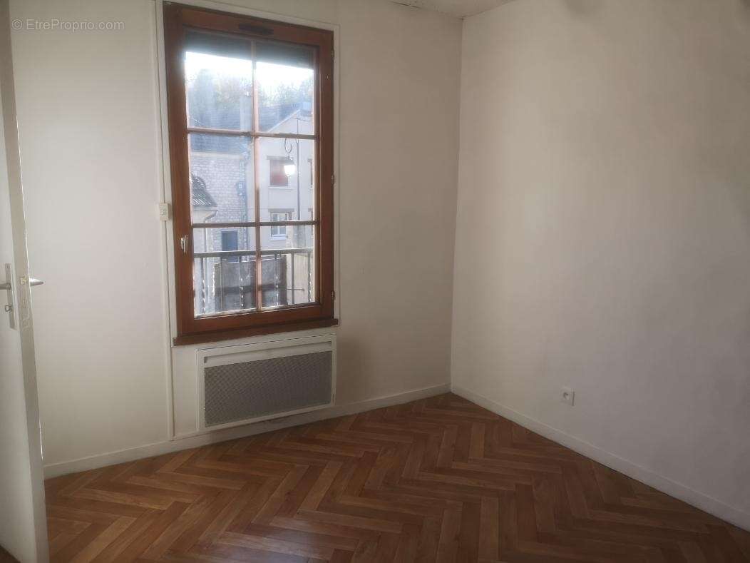 Appartement 394 m² à Guerville  - photo 4
