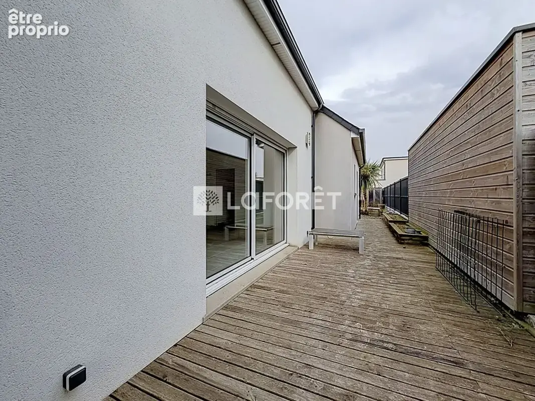 Maison Douvres La Delivrande 4 pièce(s) 85 m2 - photo 14