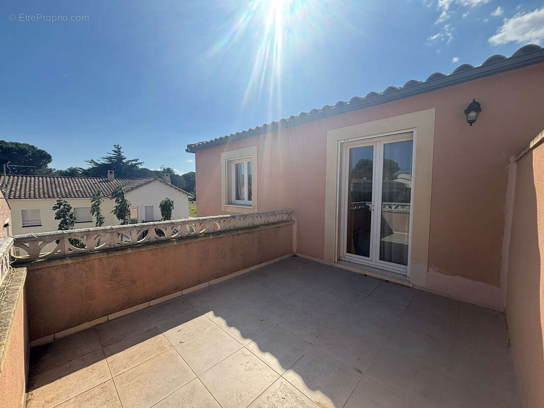 Maison à SALLES-D'AUDE