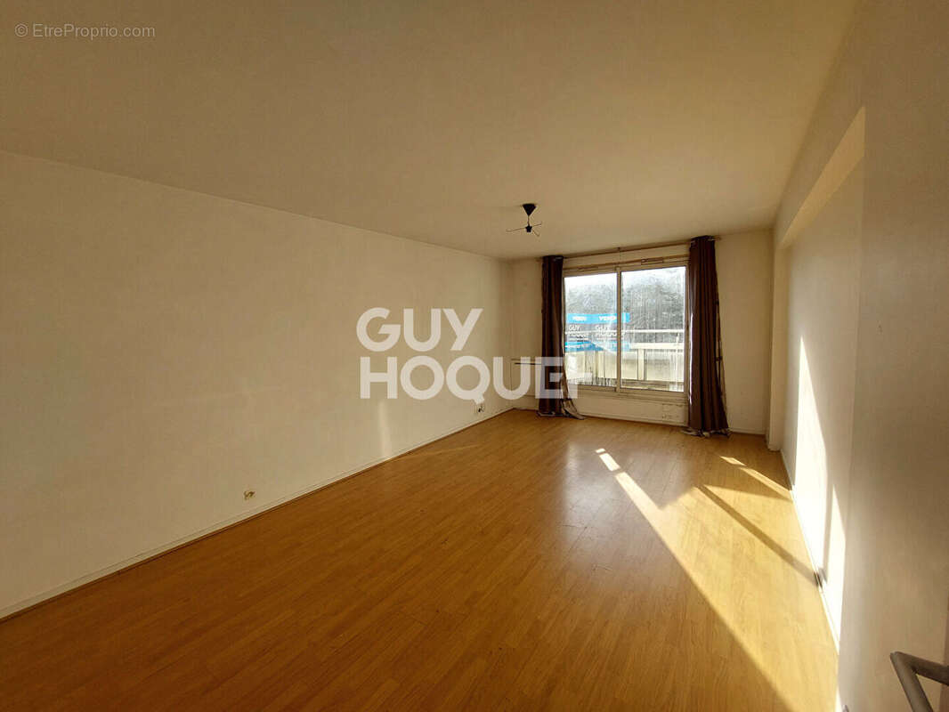 Appartement à ROSNY-SOUS-BOIS