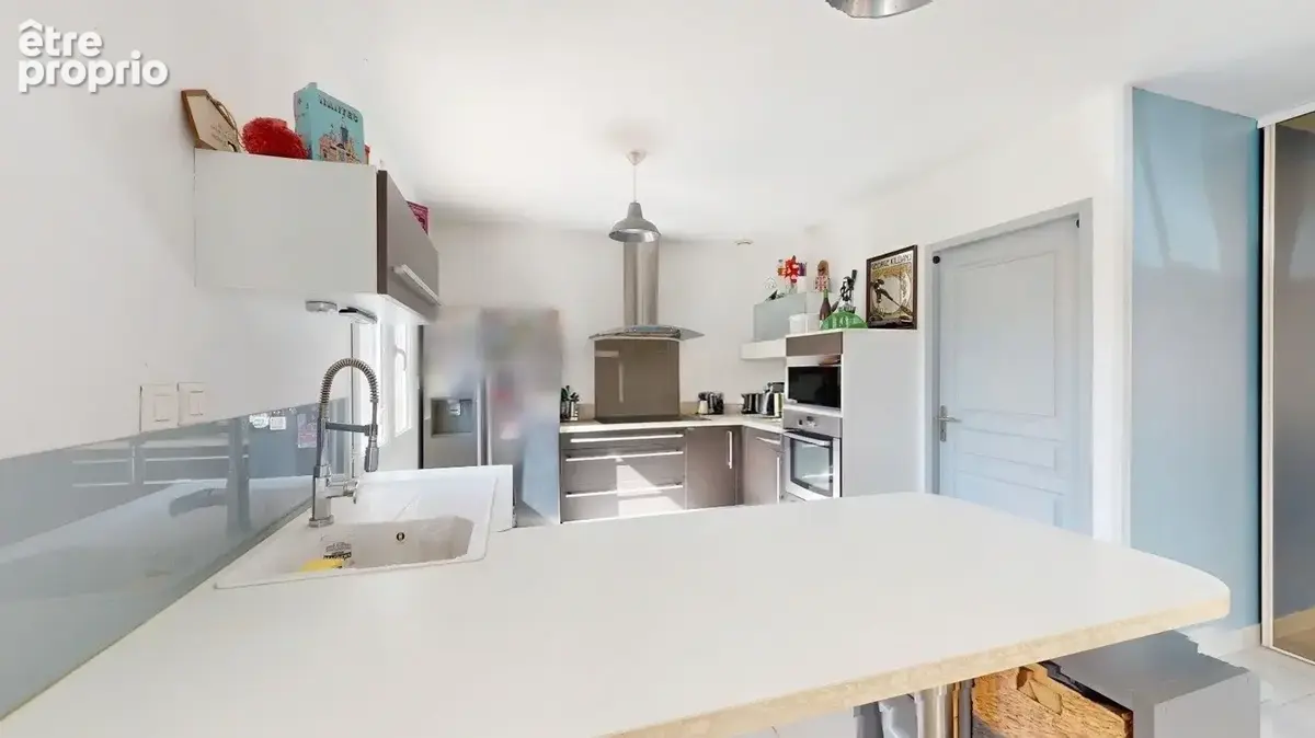 Maison 3 pièces avec bureau et jardin - photo 3
