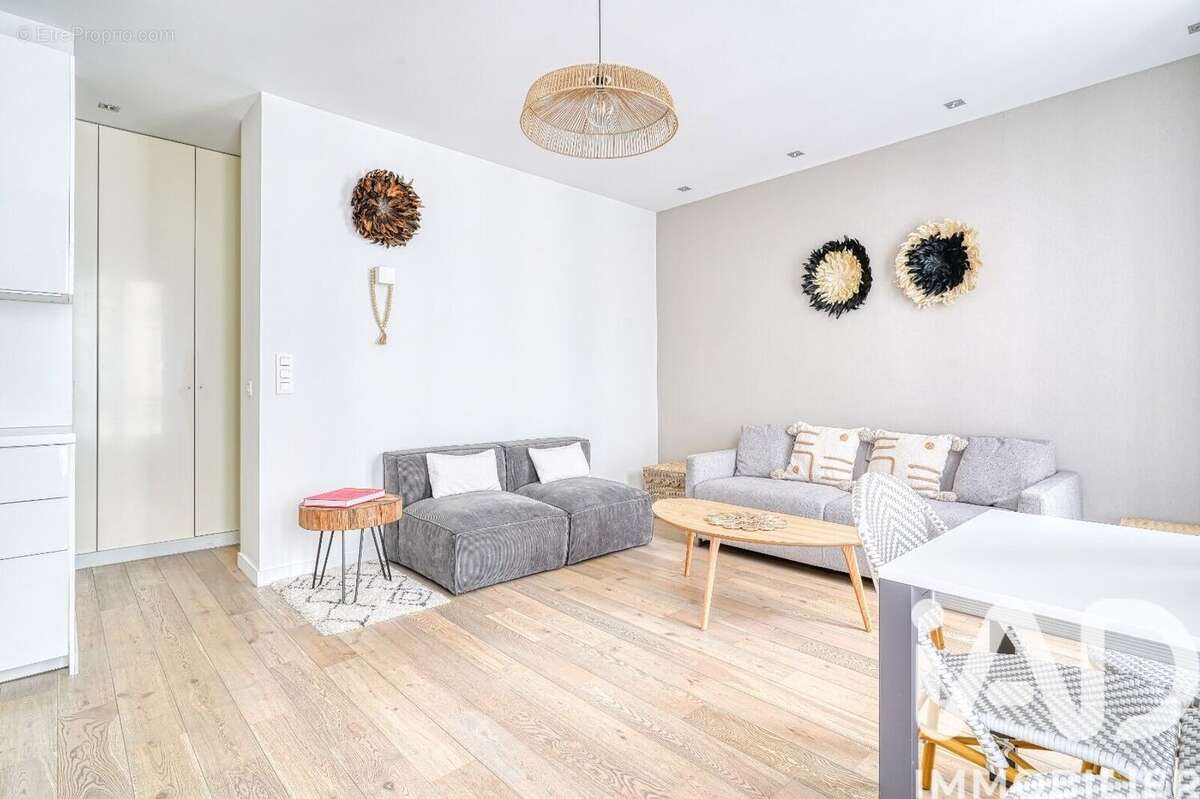 Photo 6 - Appartement à PARIS-16E