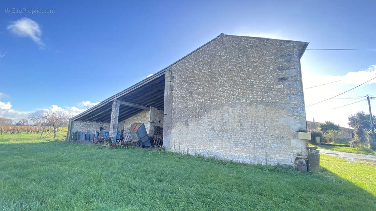 Maison à CHENAC-SAINT-SEURIN-D&#039;UZET