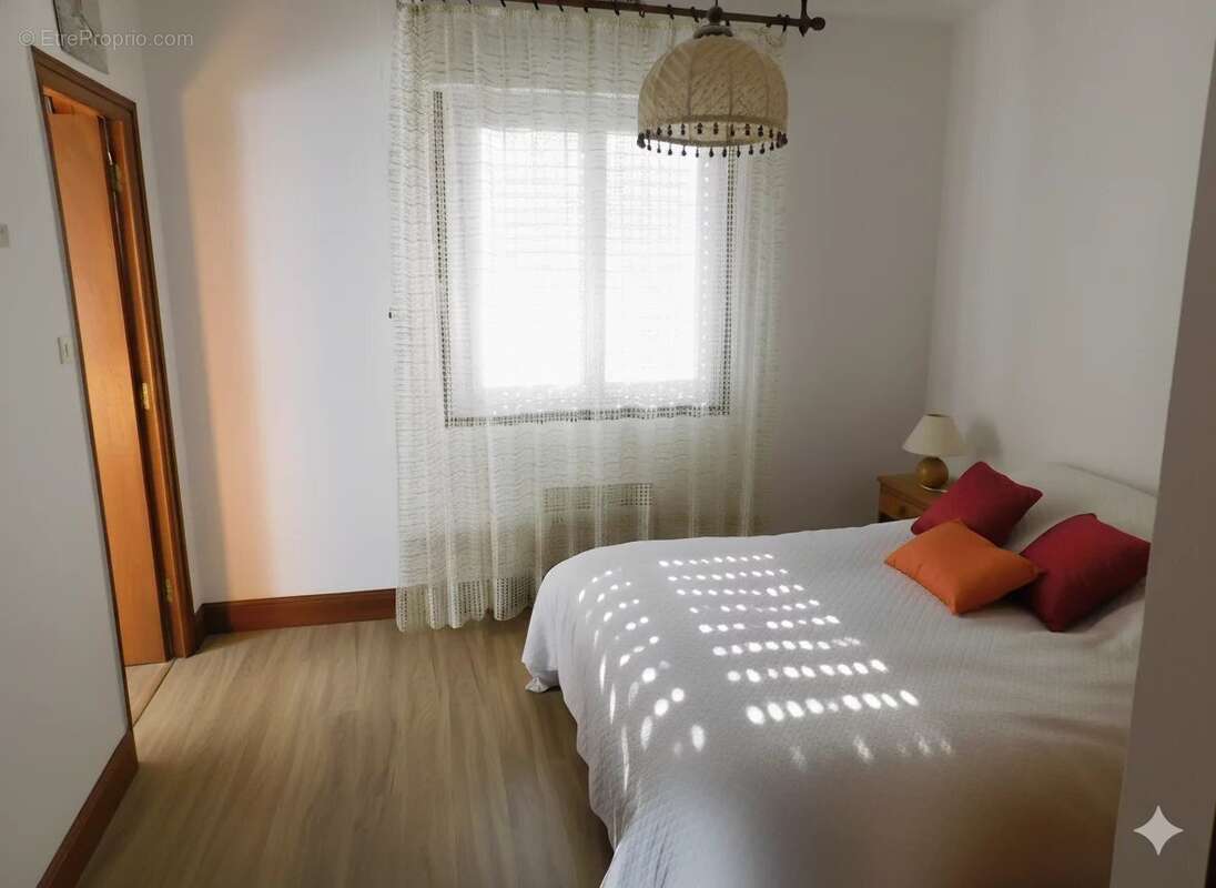 Maison à CARHAIX-PLOUGUER