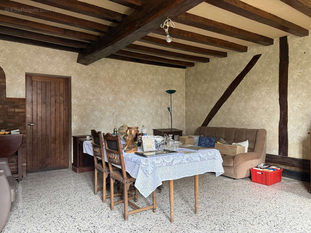 Maison à CRESANTIGNES