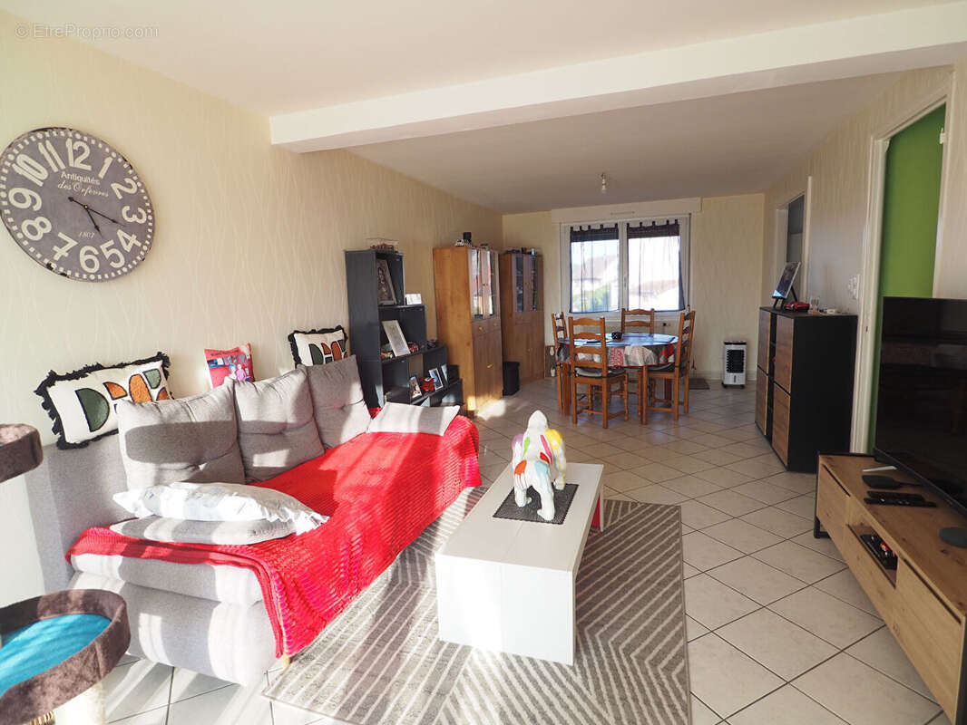 Appartement T3 75M² avec garage et terrain - photo 7