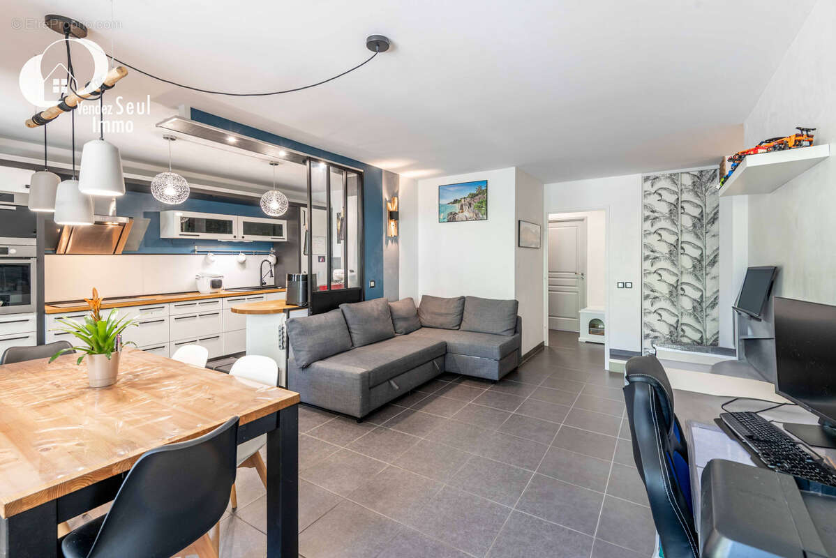 Appartement à VETRAZ-MONTHOUX