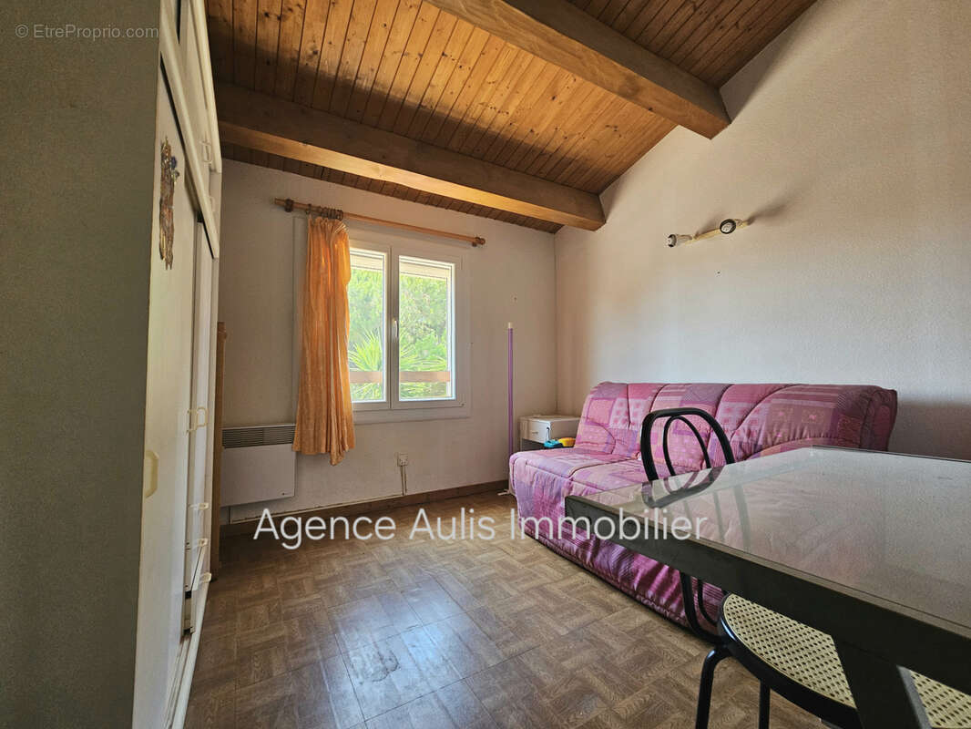Grande Maison Familiale 4 chambres sur les Hauts de Saint Pierre La Mer - photo 9