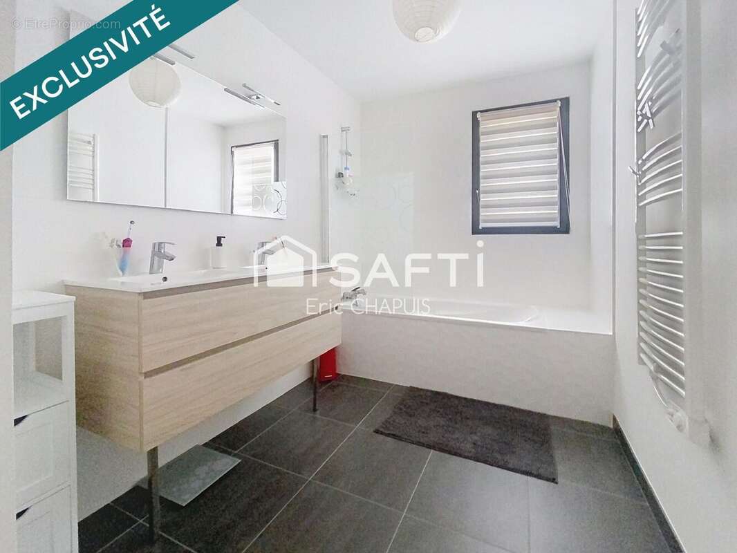 Photo 8 - Maison à NOYAL-CHATILLON-SUR-SEICHE