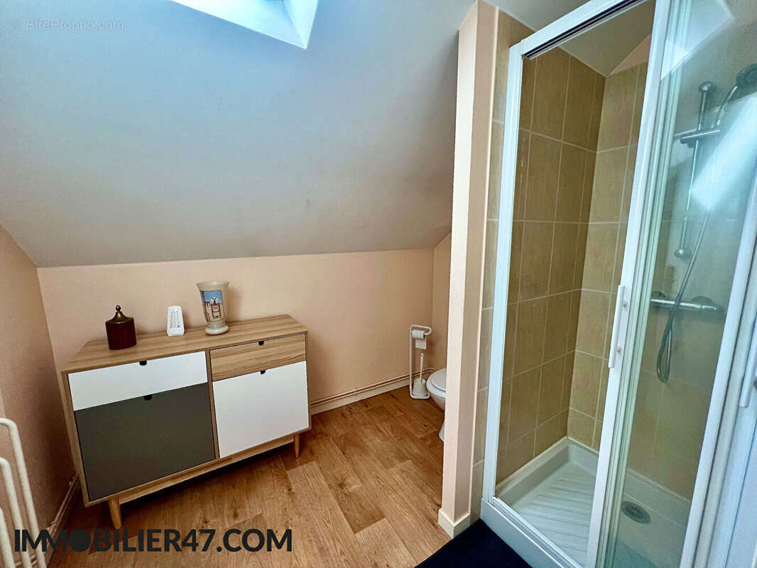 Maison à SAINTE-LIVRADE-SUR-LOT