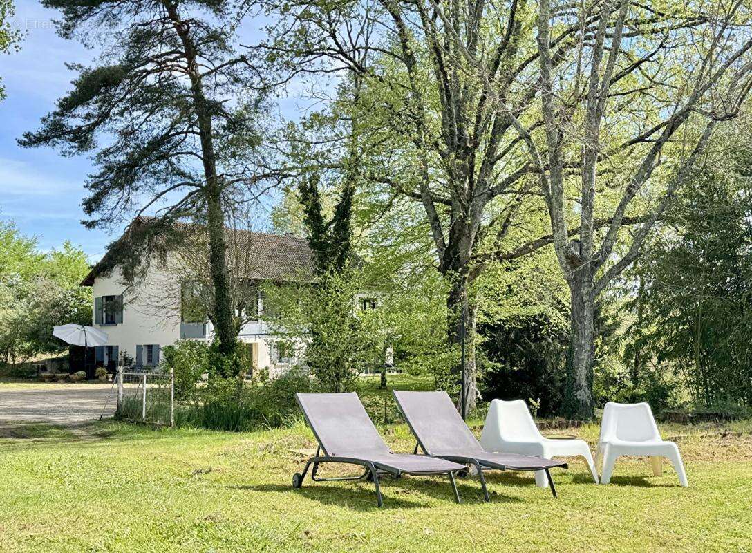 Maison à BEAUMONT-DU-PERIGORD