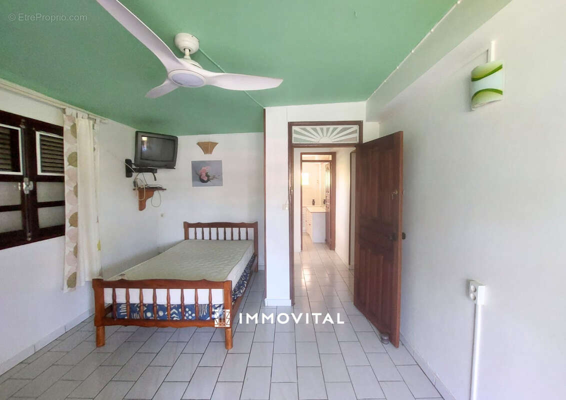 Villa T7 de Plain-Pied à Vendre - photo 9